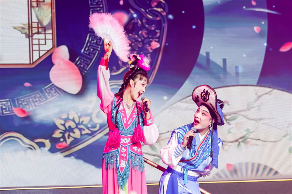 立异引领价值 理想成绩未来——庆祝必发智能建设25周年表扬大会暨文艺晚会盛大举行