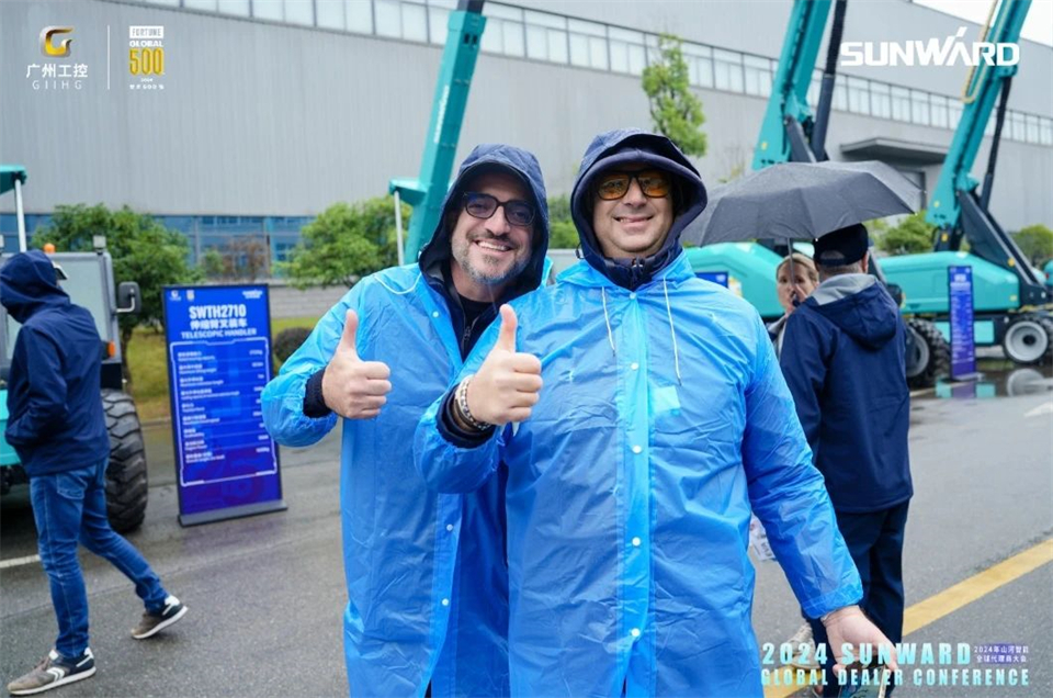 立异驱动相助，，，必发智能全球署理商大会乐成举行