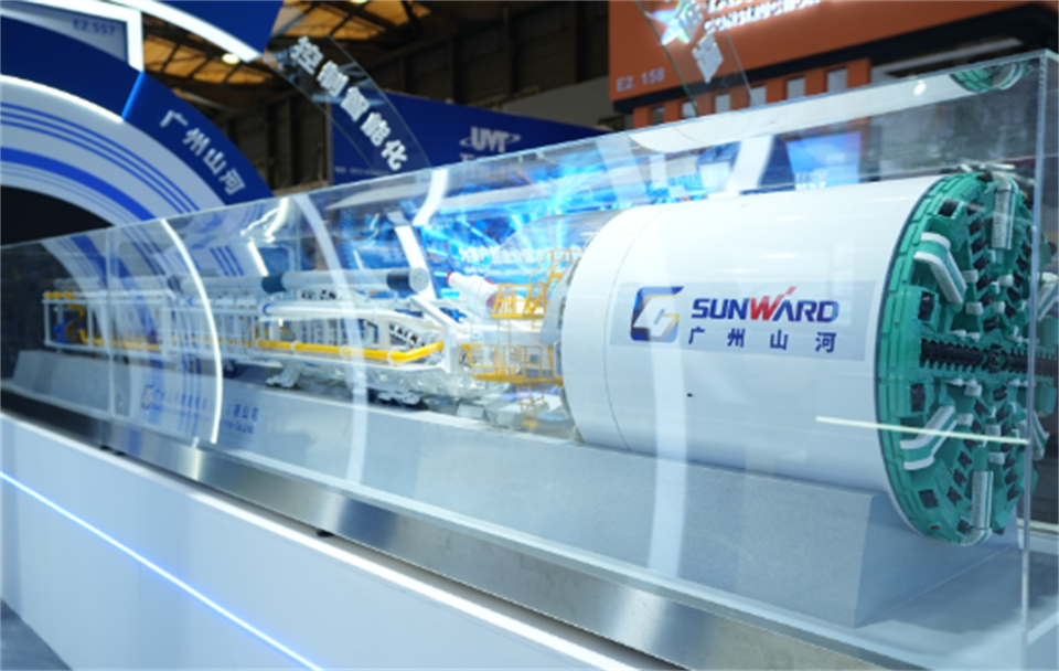 智造空间，，，，，，价值共生！广州必发精彩亮相2024上海宝马展