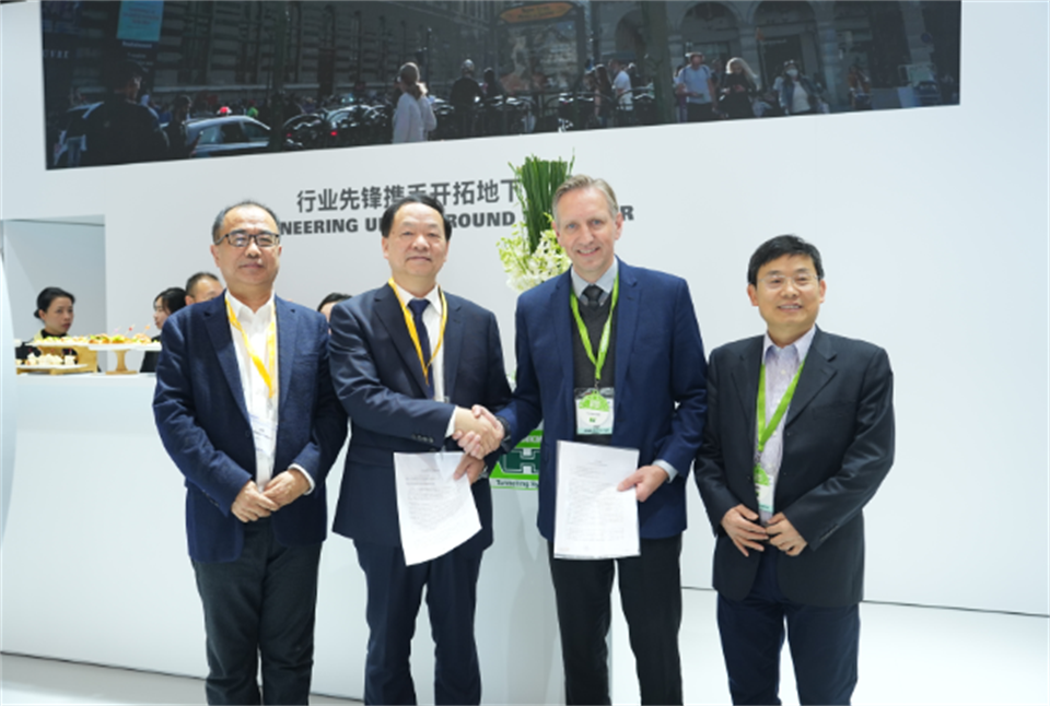 智造空间，，，，，，价值共生！广州必发精彩亮相2024上海宝马展