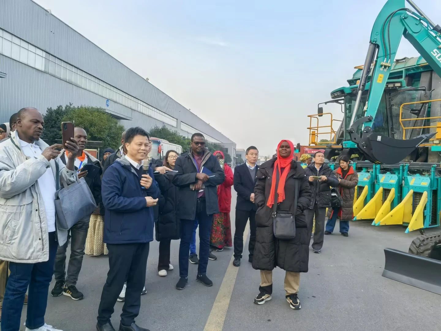 尼日尔农业治理和手艺研修班调研必发智能