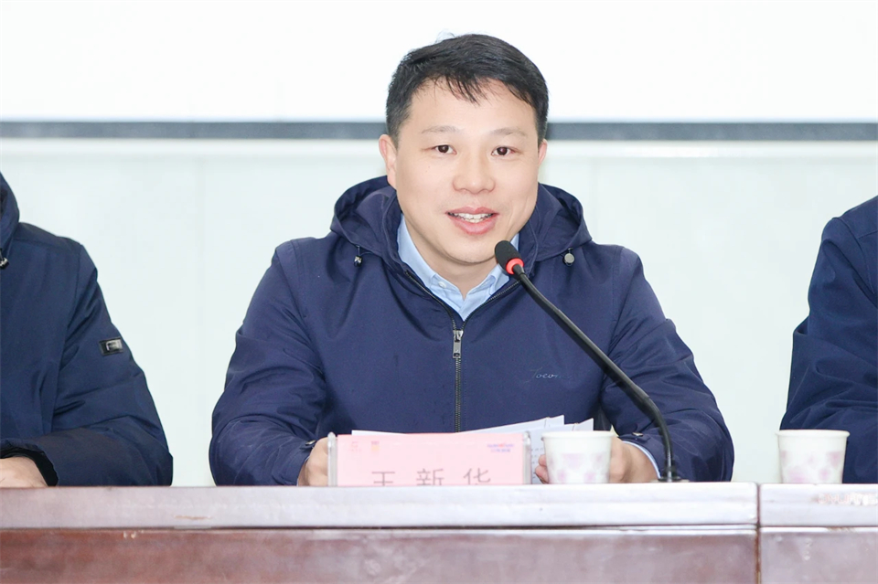 长龙街道、必发智能召开首届年货盛惠暨送春联文化惠民活动事情聚会