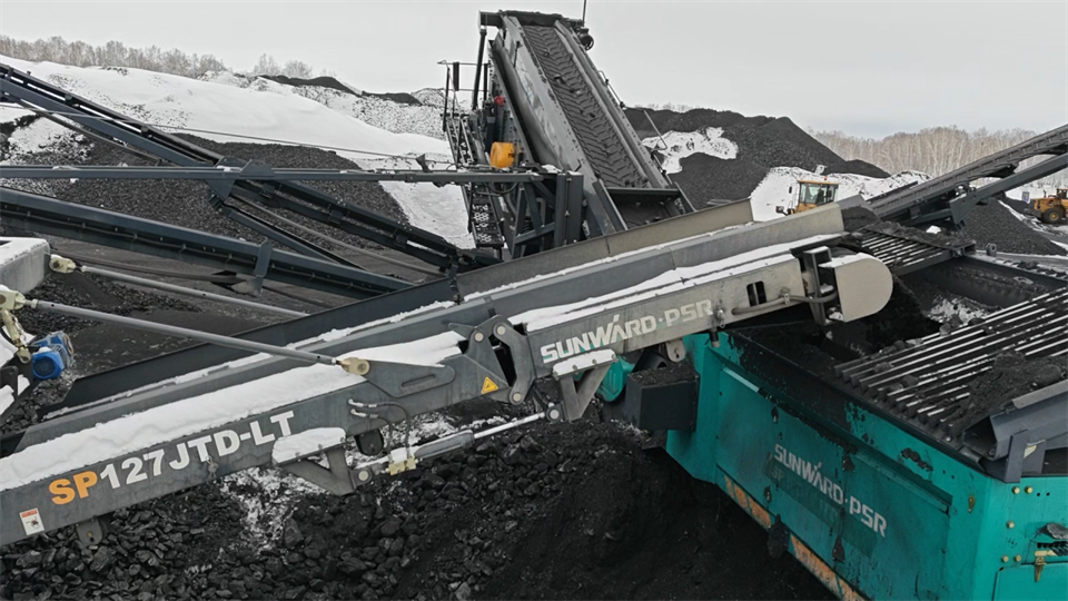 不惧-30℃极寒挑战，，，，，，，必发普石勒破碎筛分装备稳固运行！