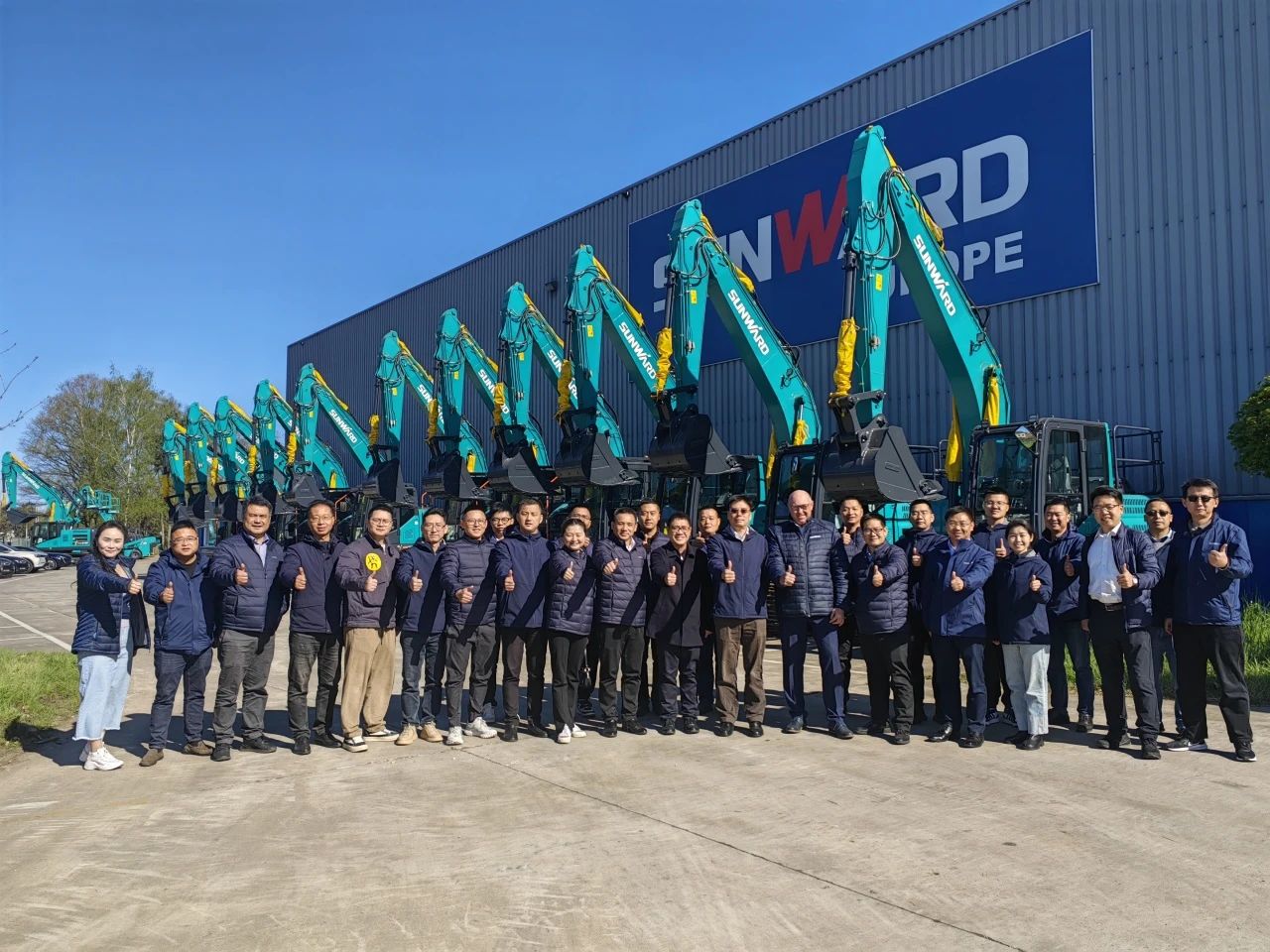 必发智能董事长付向东带队赴欧洲子公司考察调研