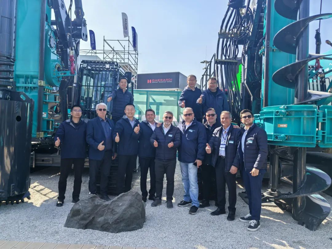 Bauma 2025 | 高端定制！必发智能Pro系列旋挖钻机燃爆全场