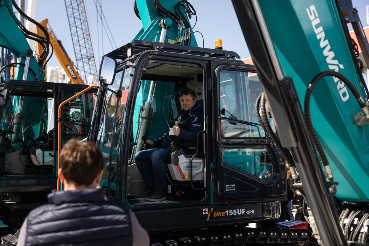 必发智能董事长付向东：以绿色智造与全球战略解锁中国工程机械的进阶密码