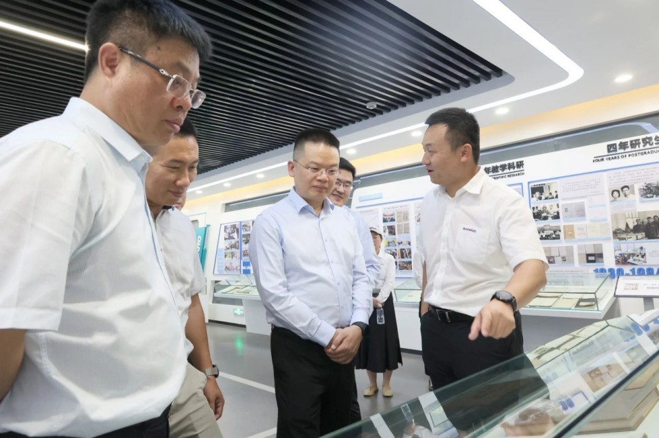 共商相助，，，，，，建华控股有限公司董事长汪贵华到访必发智能