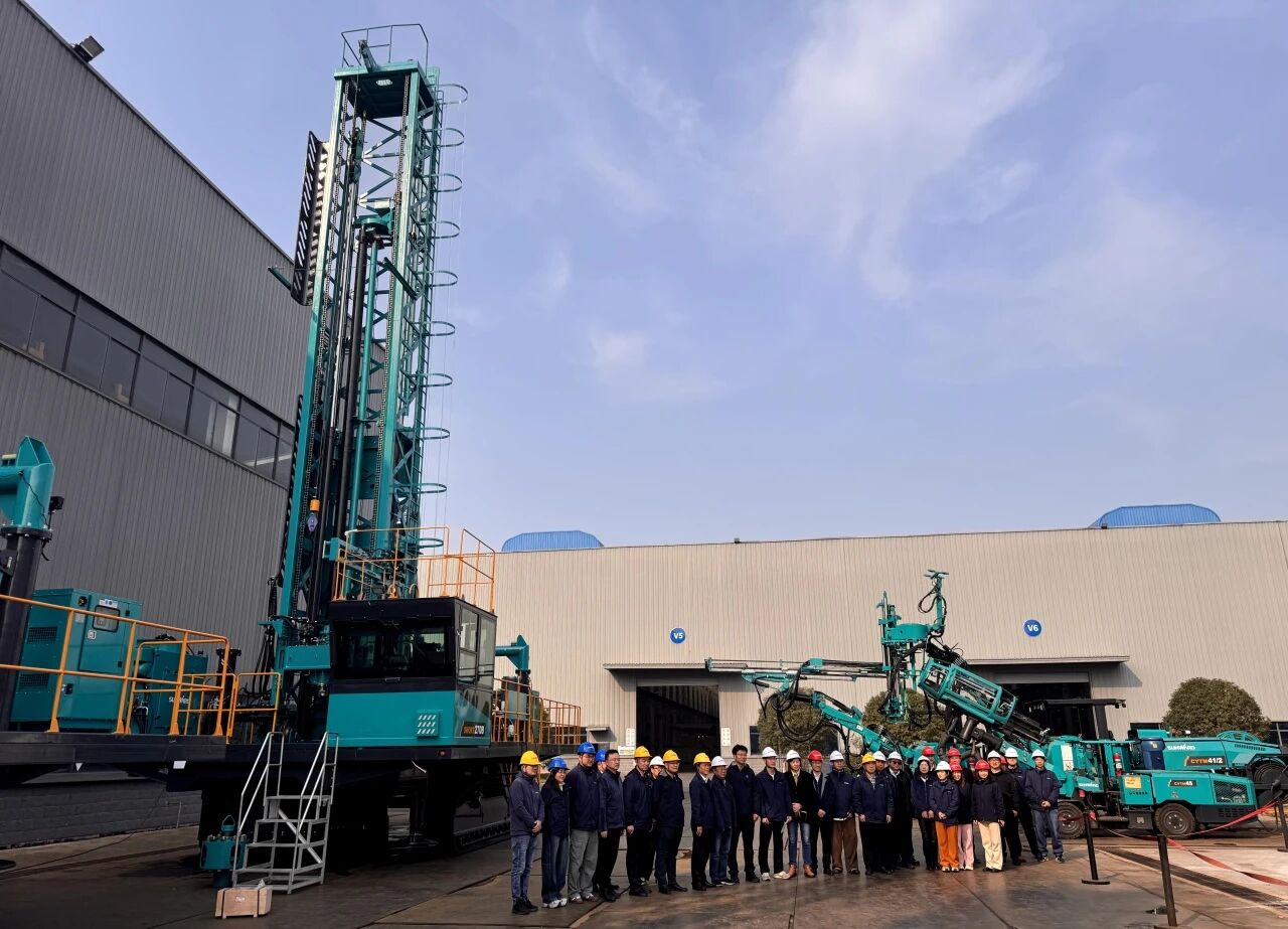 必发智能最大牙轮钻机进军南美高端矿山市场，，，，，彰显中国制造硬实力